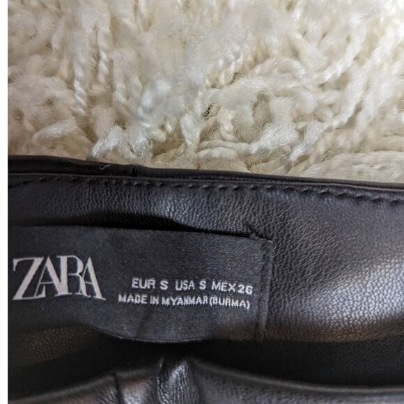 Zara High Rise Faux Leather Pants with Cargo Pockets and Snap Ankles Black Small - Picture 5 of 14